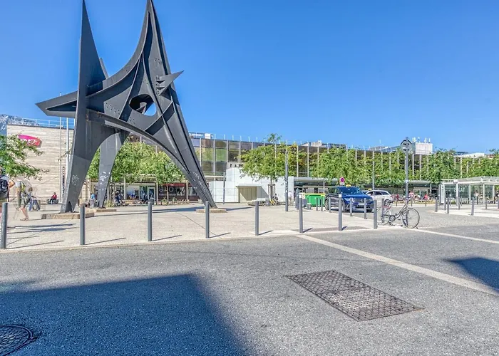 Le Petit Parfait Confort Gare Hamac Netflix Grenoble